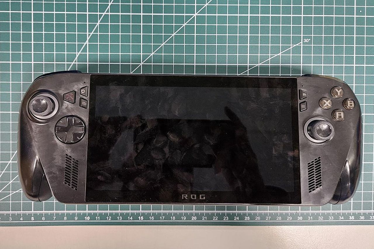 ROG Ally 2 RC73XA Black. Source: Twitter/94G8LA