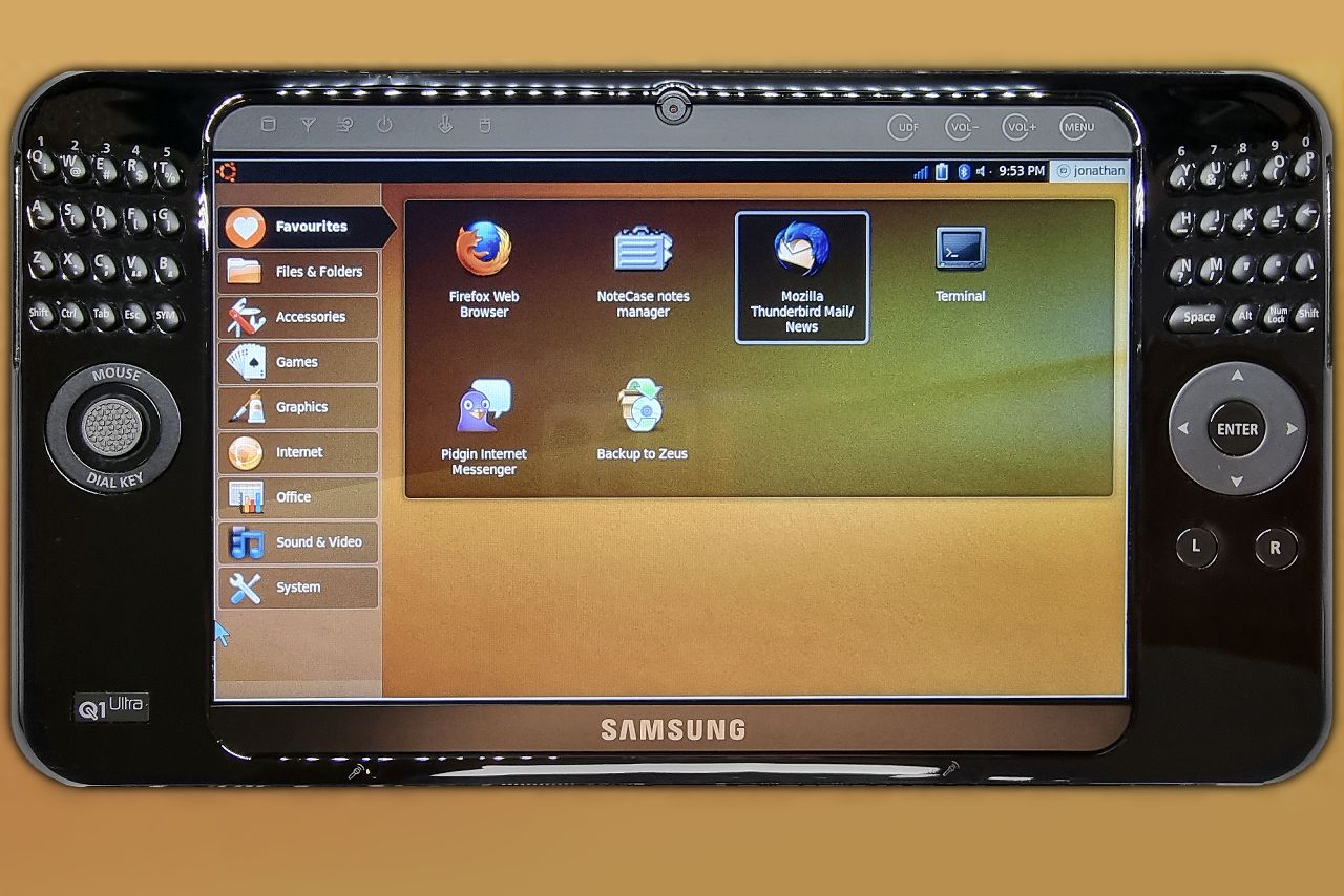 Samsung Q1 handheld PC
