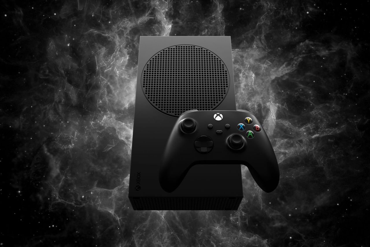 Xbox Series S – 1TB Carbon Black with Xbox Wireless Controller